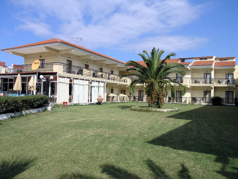 Aristotelis Hotel Fourka Ngoại thất bức ảnh