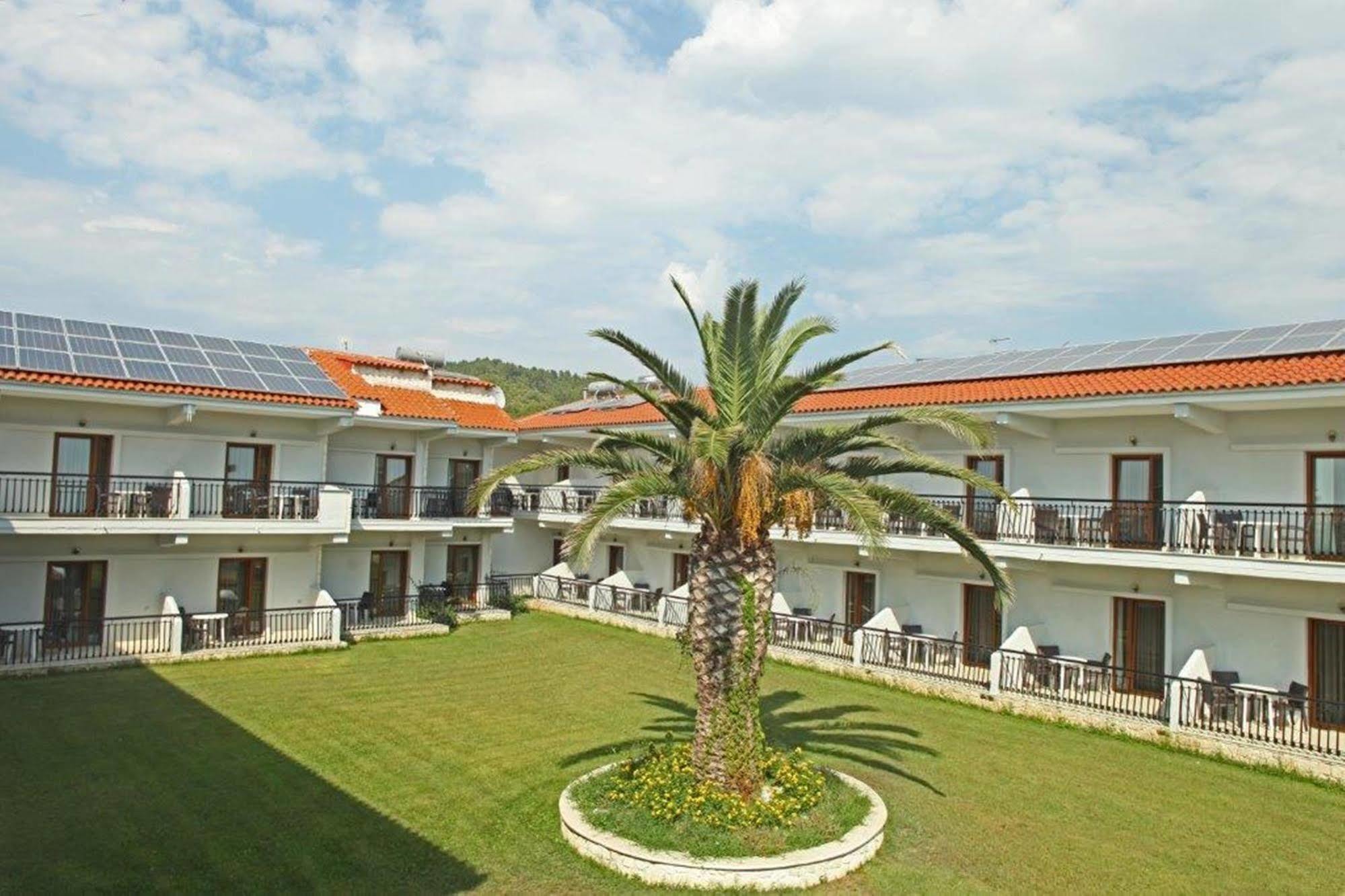 Aristotelis Hotel Fourka Ngoại thất bức ảnh