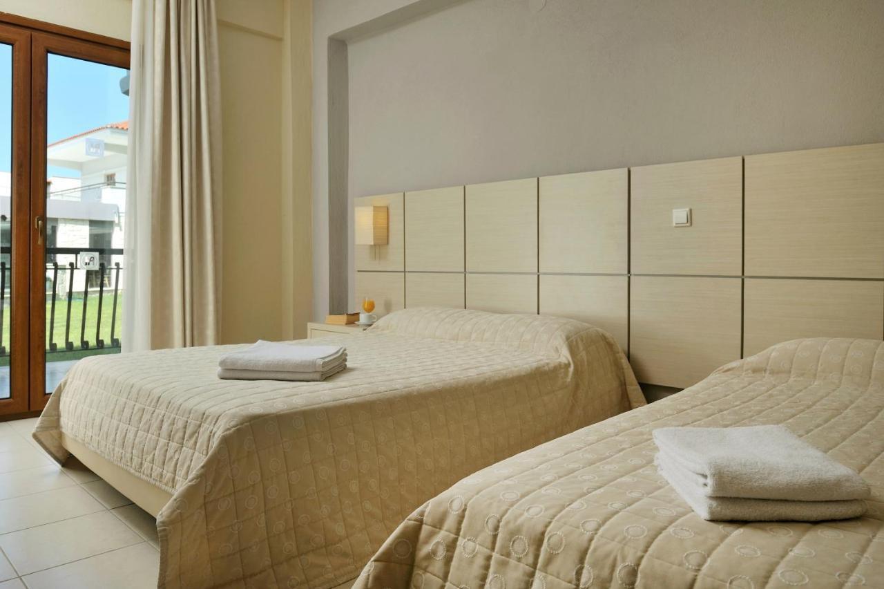 Aristotelis Hotel Fourka Ngoại thất bức ảnh