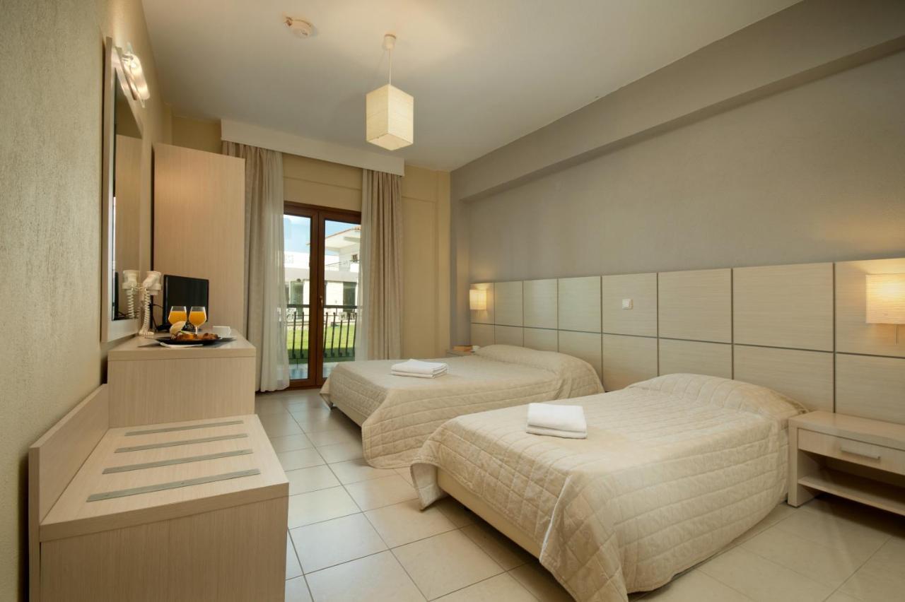 Aristotelis Hotel Fourka Ngoại thất bức ảnh