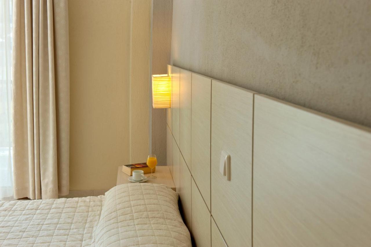 Aristotelis Hotel Fourka Ngoại thất bức ảnh